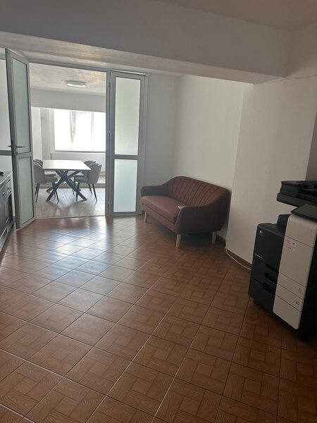 Unirii Tribunal  2 camere 69 mp   ideal cabinet avocat / birou